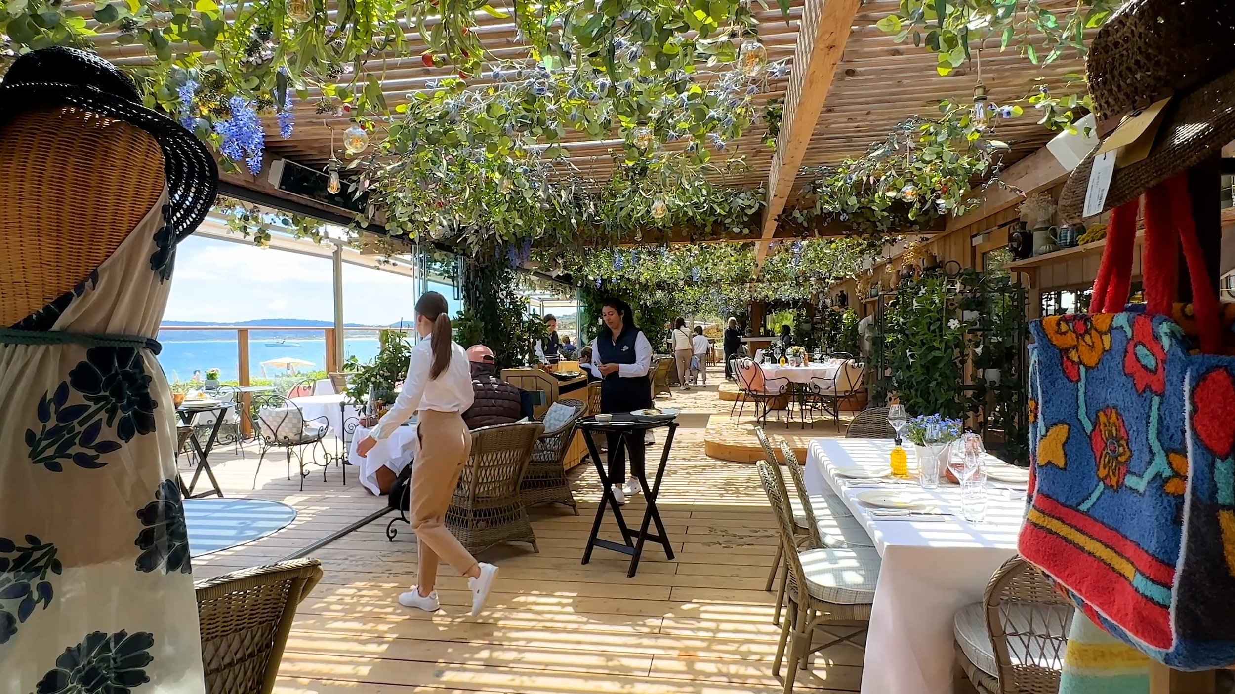 Jardin Tropezina Beach Club.jpg